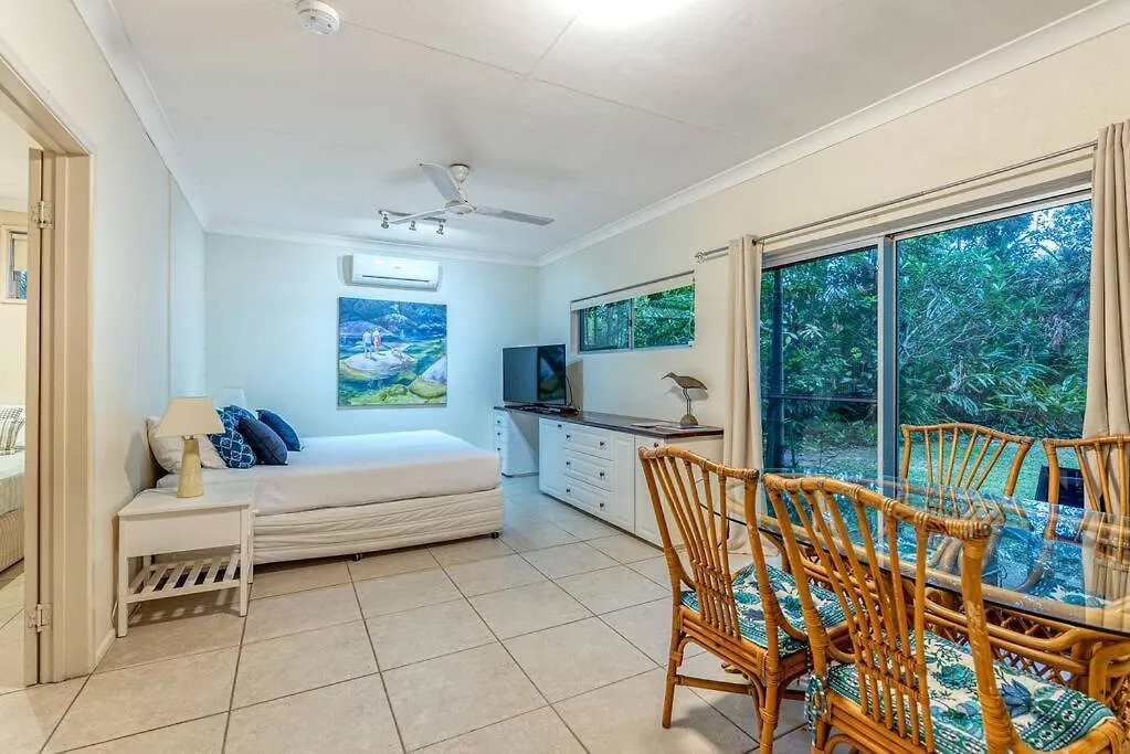 Beachside At 7 Solina Close In Port Douglas